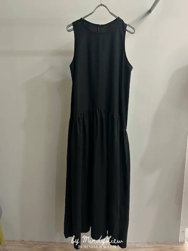 黑色 BLACK
