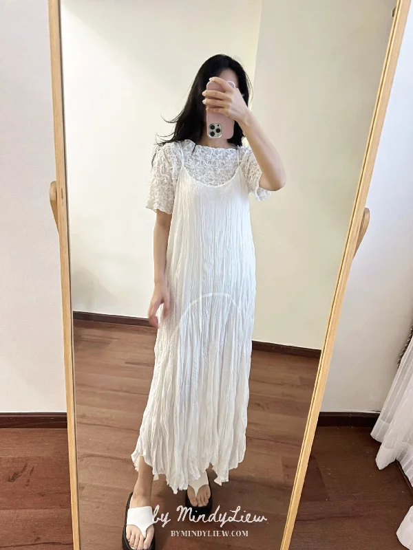 ML24527 Sleeveless Wrinkle Dress