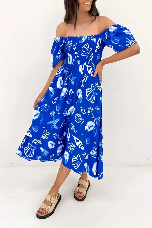 Cole Midi Dress Blue Trendy Ruched Side Midi Dress