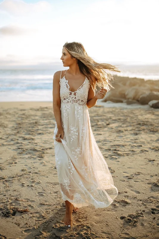 Paradise Island Scalloped Vanilla Lace Maxi Dress Trendy Floral Print Maxi Dress