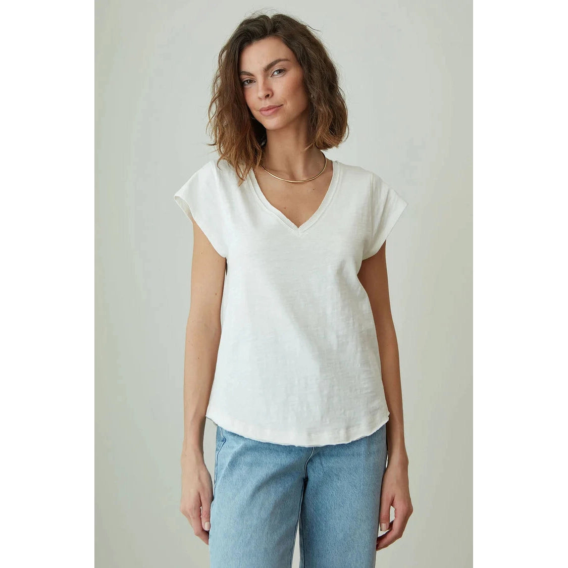 Women's Pearl Tee Front Pockets Side Pockets Patch Pockets