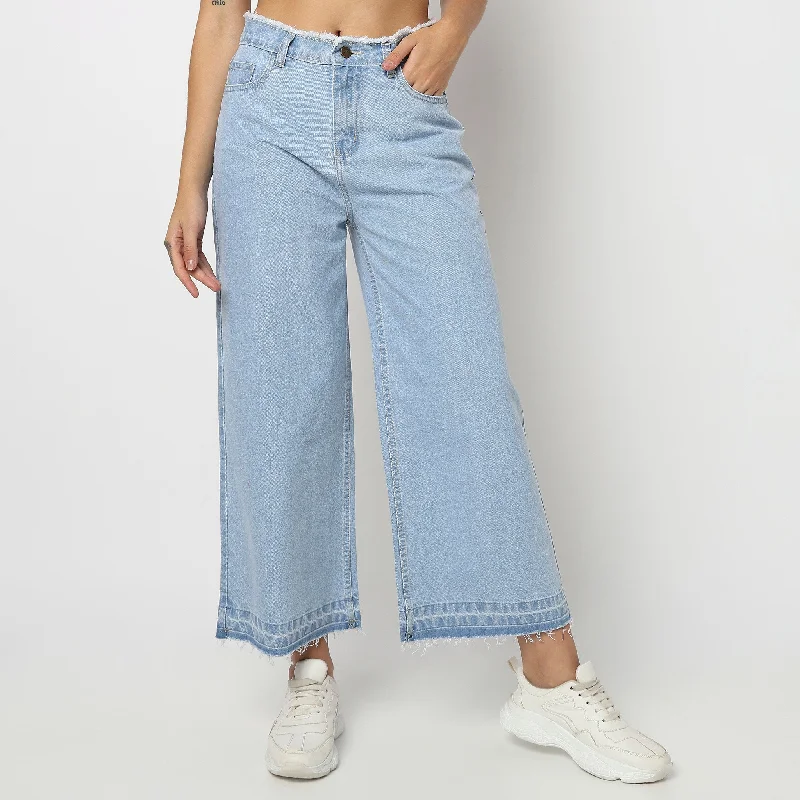 Flare Fit High Rise Jeans Chic Rip-Detail High-Waist Jeans