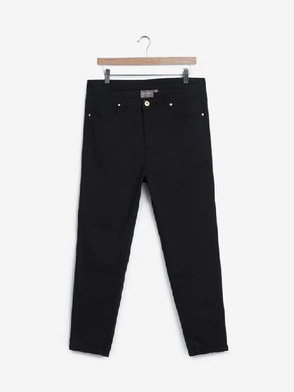 Gia Curves Black Peter Jeans Comfortable Full-Length Denim Jeans