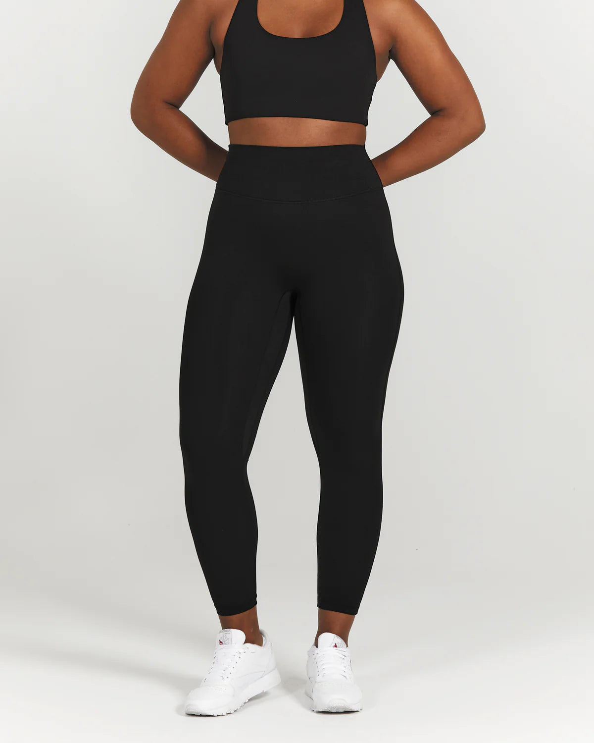 Muscle Republic | Motion Legging 24" - Black Fashionable Sports Compression Leggings Muscle Republic | Motion Legging 24" - Black Fashionable Sports Compression Leggings