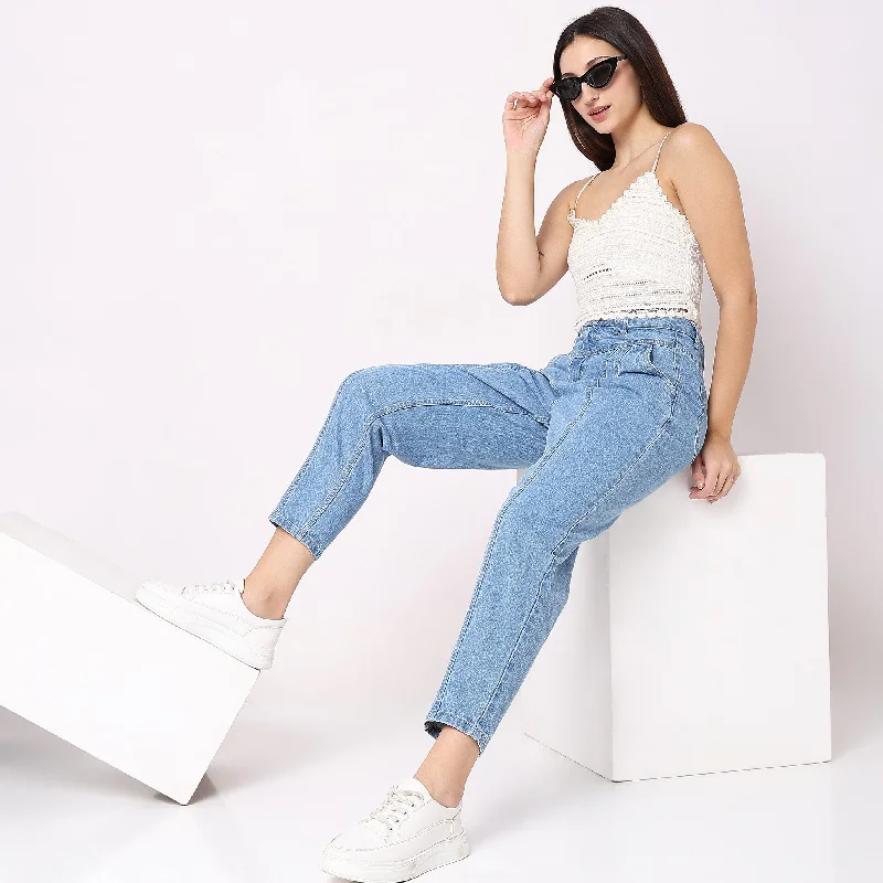 Slouch Fit High Rise Jeans Elegant Dark-Wash Bootcut Jeans