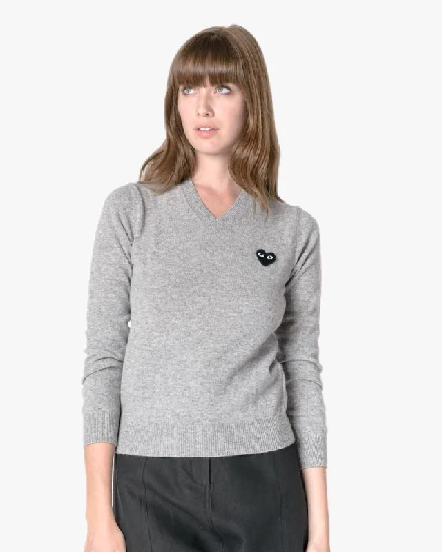 V-Neck Sweater in Grey Bright Pastel Dark